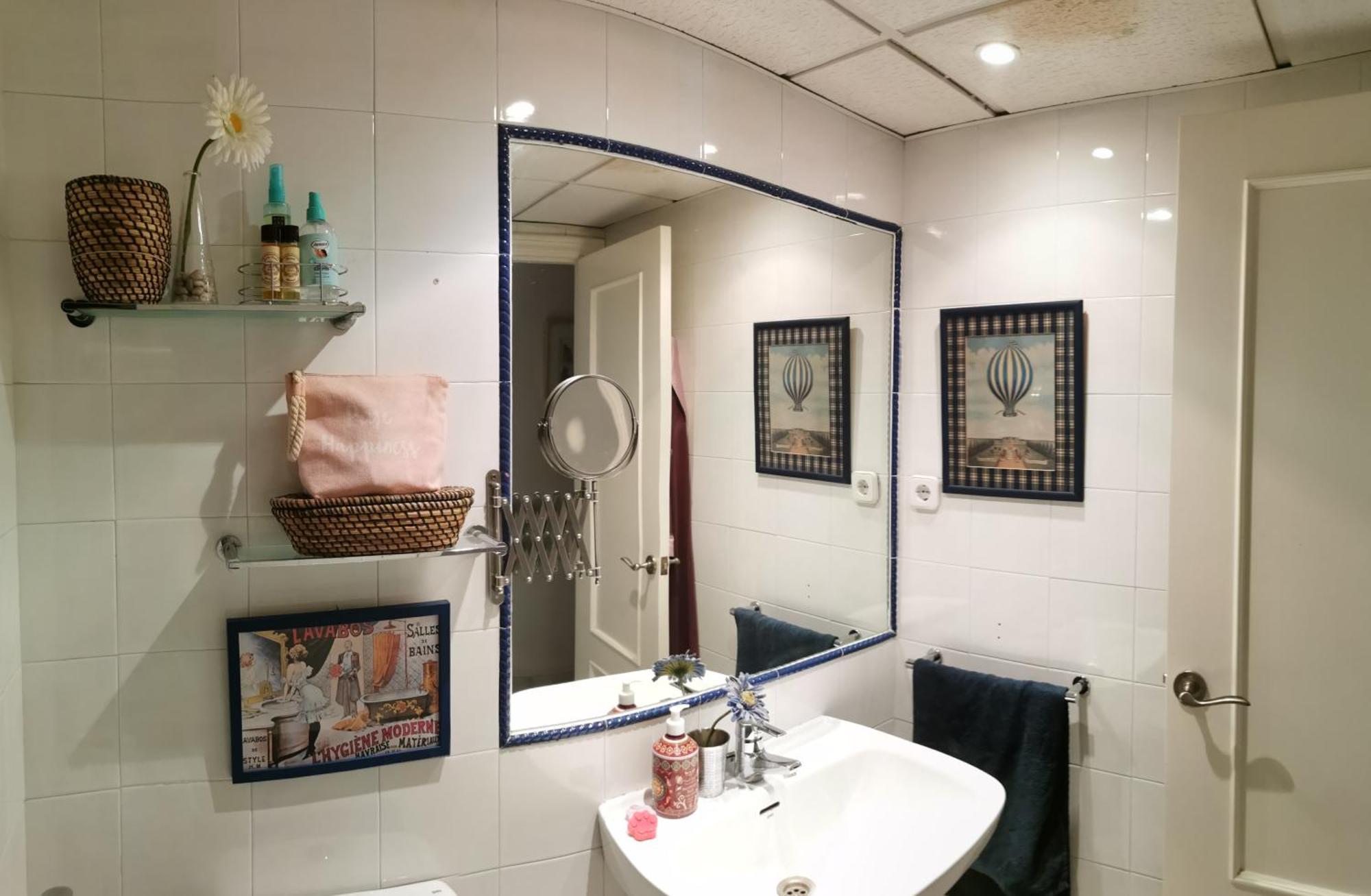 Habitacion Agradable Con Bano Individual Seville Phòng bức ảnh